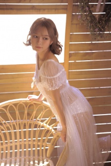 《漂亮的女邻居》三级